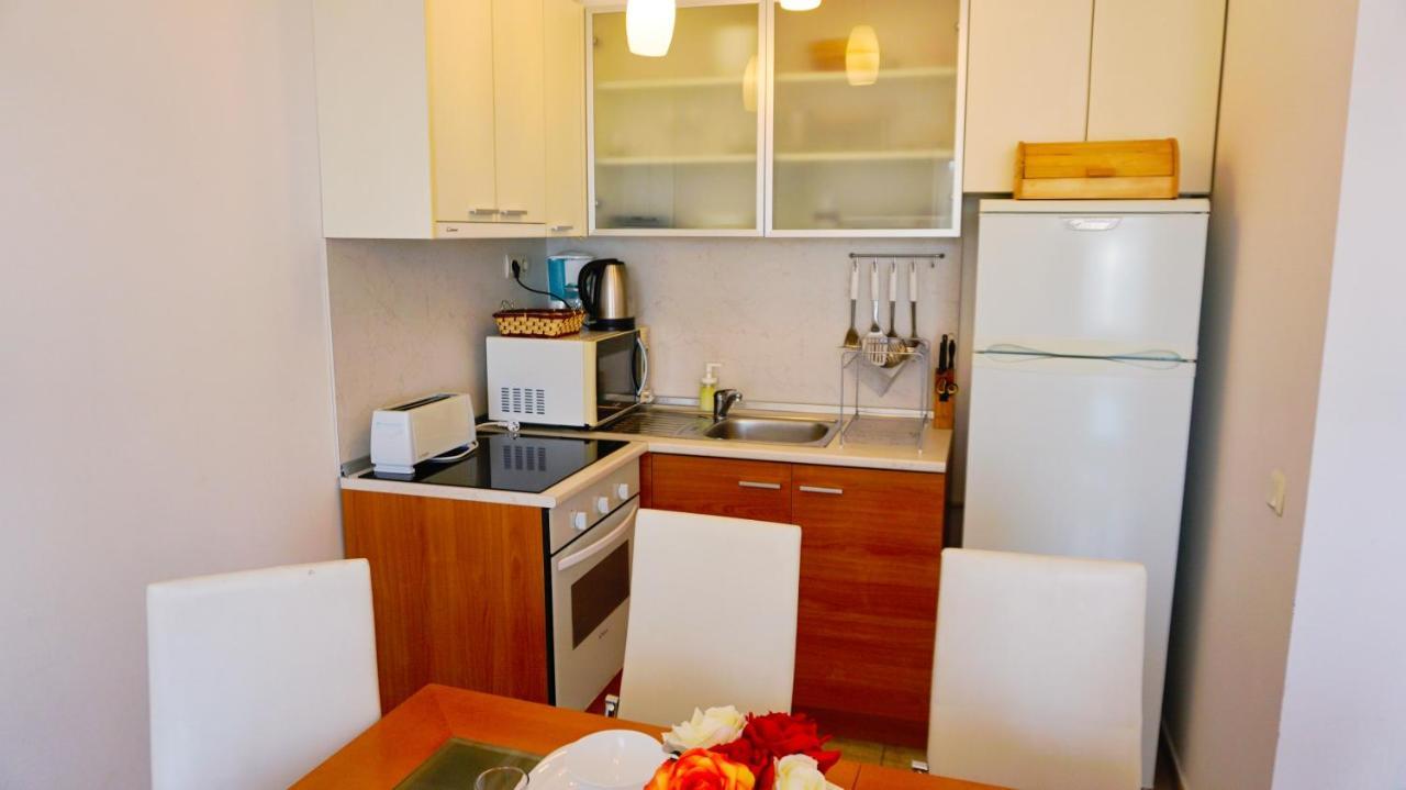 Apartment Marina Residence - Апартамент Марина Резидънс Kavarna Eksteriør billede